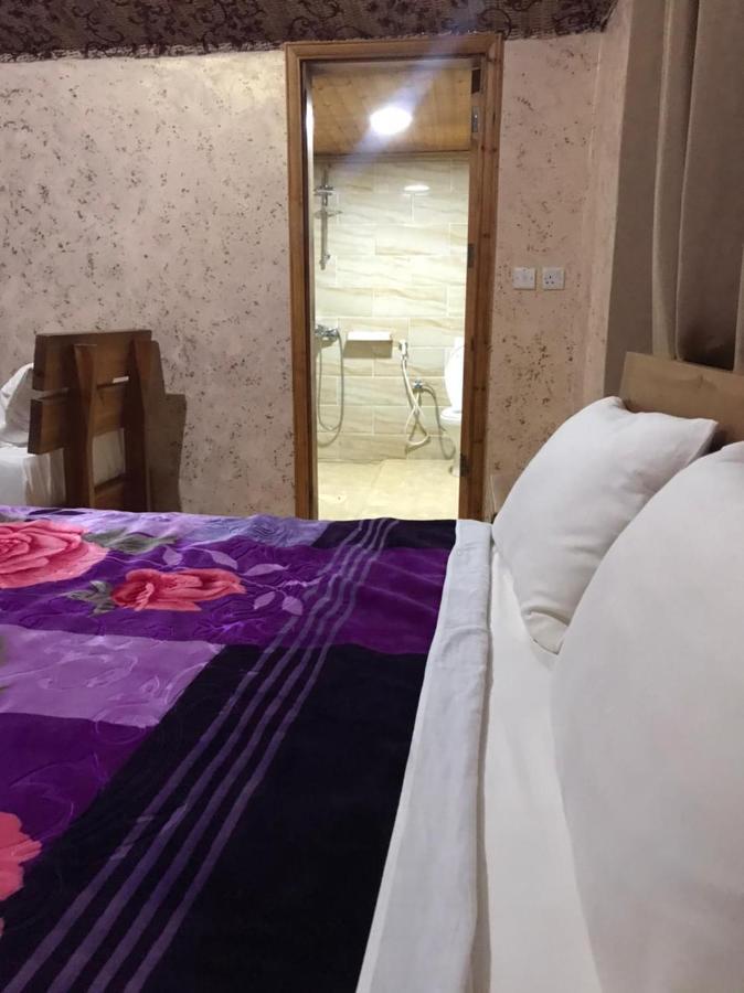 Wadi Rum Quiet Village Camp ภายนอก รูปภาพ